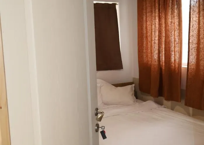 Ispirescu Homestay *